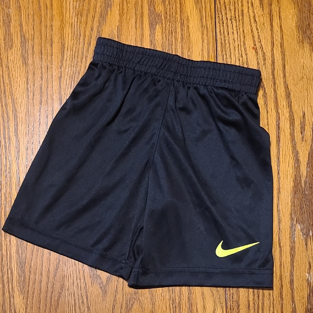 Nike Black Dri-FIT Shorts - Boy's XS